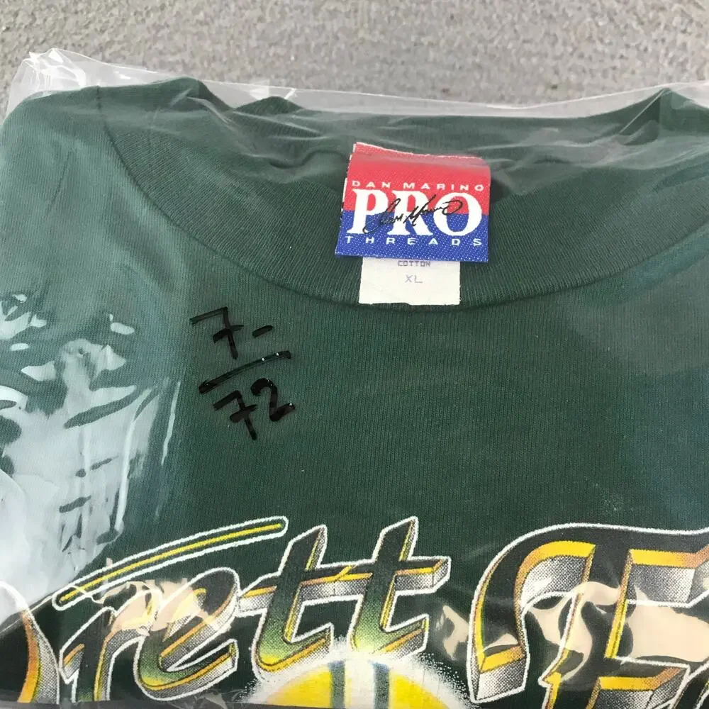 Vintage 90s Brett Farve Green Bay‎ Packers Country T shirt sz Youth XL